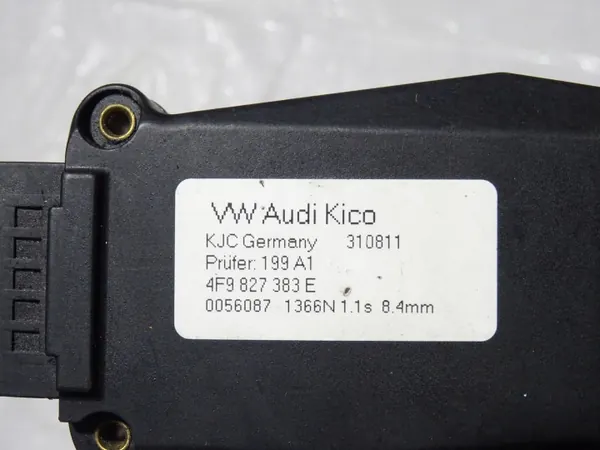 Puxador fechadura porta-malas OEM 4F9827383E Audi Skoda image 7