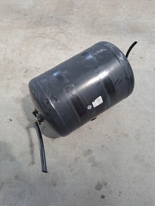 Luftbehälter 30L OEM LC46 2L374 für Ford F-MAX image 2