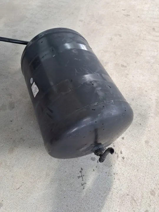 Luftbehälter 30L OEM LC46 2L374 für Ford F-MAX image 3