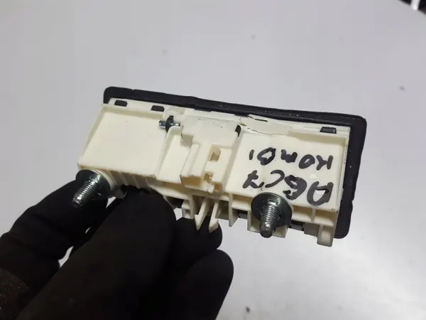 Caméra de recul OEM 5N0827566AA pour Audi A6 C7 4G image 4