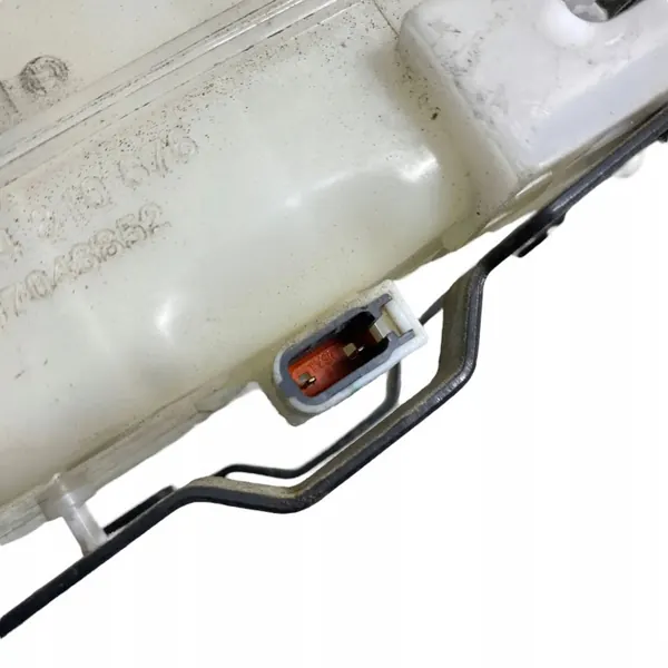 Bremsflüssigkeitsbehälter OEM 0204848674 für Nissan Murano image 7