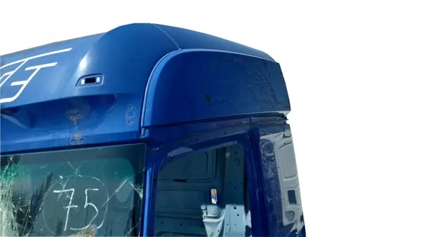 Mercedes Actros MP4 Big Space Cabine OEM A9060000000 image 5
