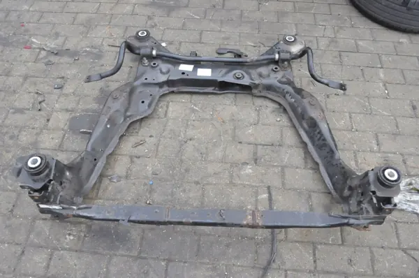 Volvo XC60 I 2.0 D4 Ophangingdrager OEM 31406808 image 2