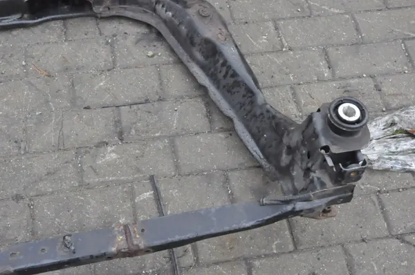 Volvo XC60 I 2.0 D4 Ophangingdrager OEM 31406808 image 3