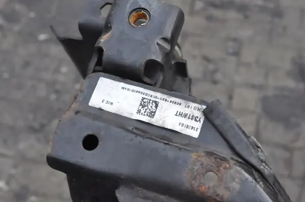 Volvo XC60 I 2.0 D4 Ophangingdrager OEM 31406808 image 4