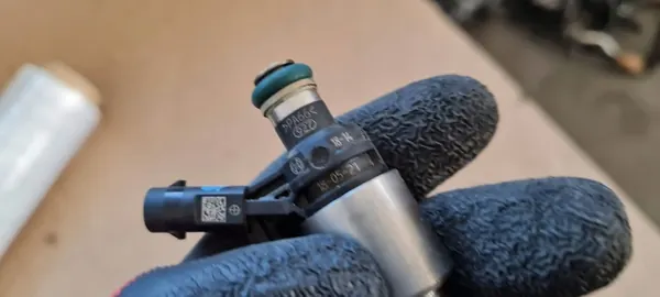 Q5 80A Iniettore di Carburante 2.0 TFSI 06A906036K image 10