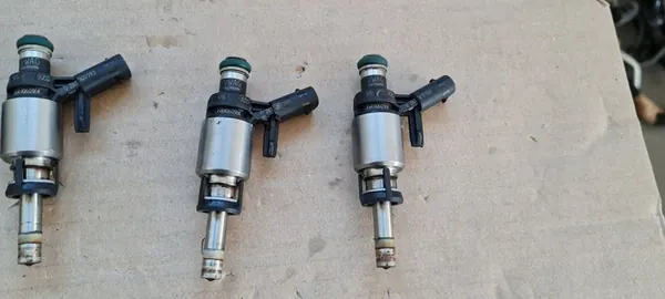 Q5 80A Iniettore di Carburante 2.0 TFSI 06A906036K image 4