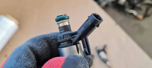 Q5 80A Iniettore di Carburante 2.0 TFSI 06A906036K image 8