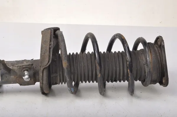 VOLVO V40 II Ammortizzatore Anteriore Sinistro 31317921 image 4