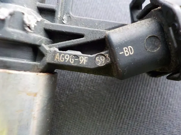 Inyector FORD OEM 0261500119 A69G-9F593-BD para Mondeo IV image 3