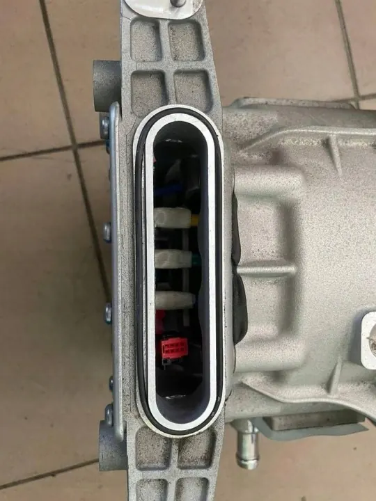 Motor Elétrico Dacia Spring OEM 4DB4B1D - Usado image 5