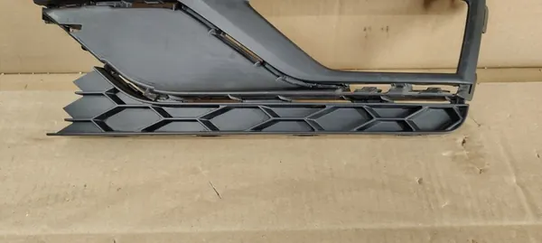Framstötfångarens nedre galler VW Golf VII image 4