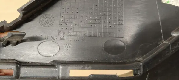 Framstötfångarens nedre galler VW Golf VII image 7