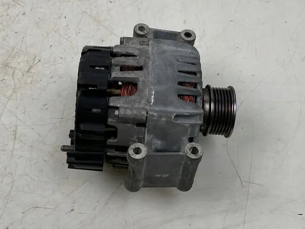 Audi Q5 SQ5 2018 Etu Alternaattori OEM 06L903027 image 2