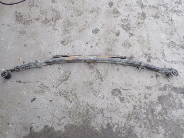 Mola Traseira Esquerda OEM 48220-0C102 Toyota Tundra image 4