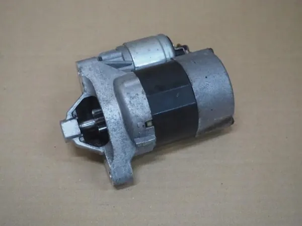 Motor de arranque Renault OE para Twingo II 1.2 - Usado OEM image 3