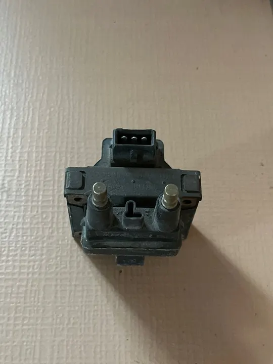 Bobina de ignição para Renault Laguna 7700850999 image 2