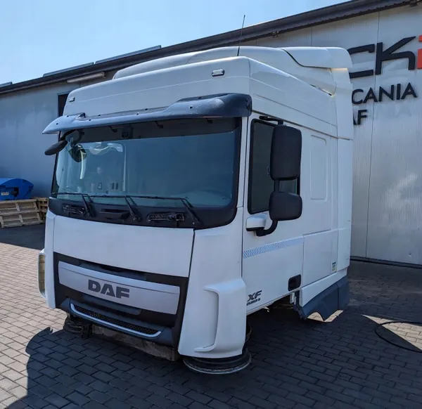 DAF XF 106 SPACE CAB Ohjaamo - Käytetty OEM-osa image 3