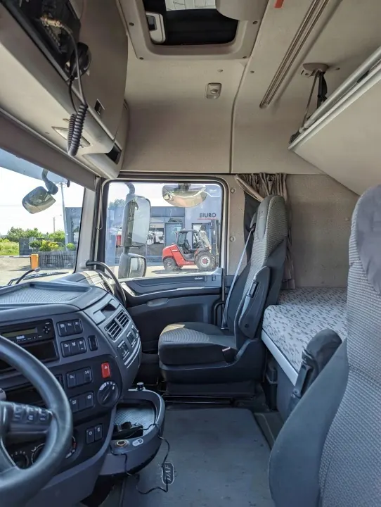 DAF XF 106 SPACE CAB Ohjaamo - Käytetty OEM-osa image 7