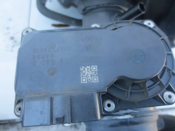 Colector de admisión y mariposa Mazda 6 GJ III CX-3 CX-5 II 2.0 SKYACTIV image 3