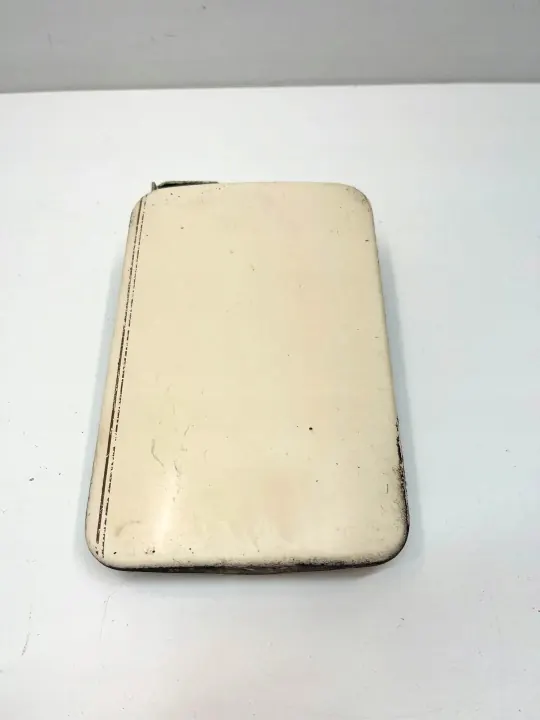 Polttoainesäiliön kansi OEM A1075841039 Mercedes SL R107 image 4