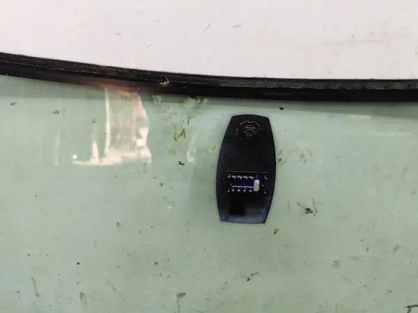Gebrauchte BMW OE AMD140330 Frontscheibe für 5er image 6