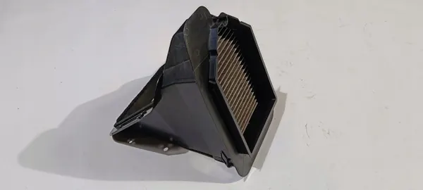 Jaguar OEM 6W83-020B02-AC Kupéluftfilterhus image 2