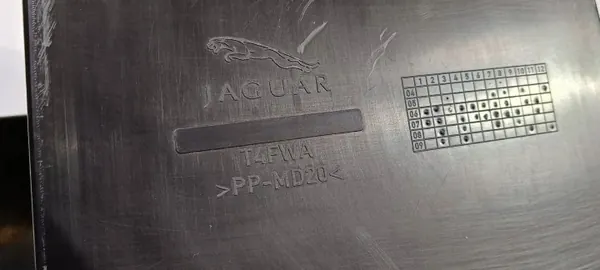 Jaguar OEM 6W83-020B02-AC Kupéluftfilterhus image 7