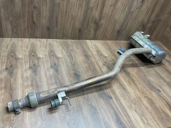 Pakoputken Vaimennin OEM 3519D3C3 Range Rover Evoque image 4