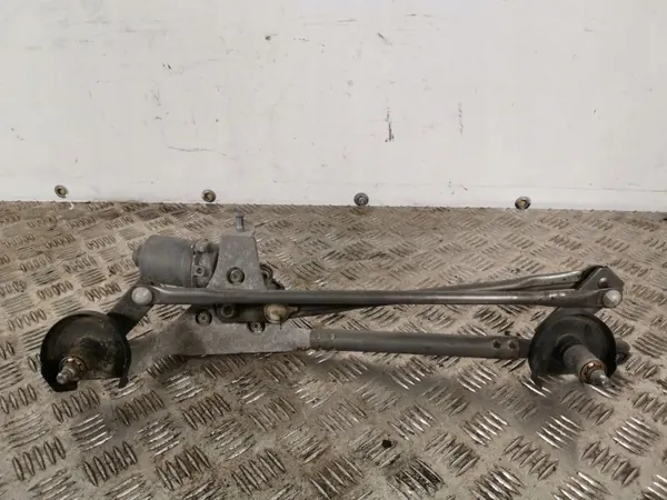 Subaru Forester Wischerarm OEM 1593006020 - Gebraucht image 2