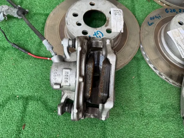 Discos, Pinças, Pastilhas BMW OEM 6880071 6880060 image 3
