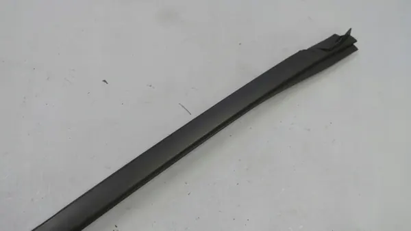 BMW G22 7475009 Joint de vitre avant gauche image 7