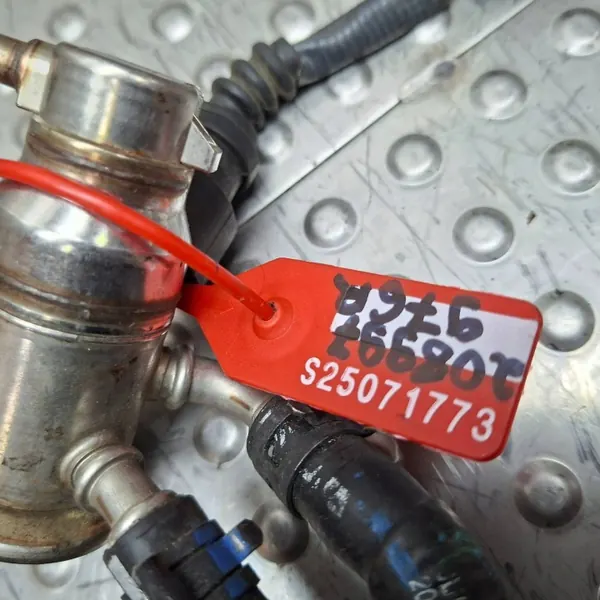 Injecteur AdBlue OEM S25071773 pour Renault Master III image 3