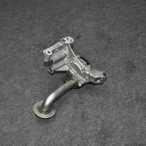 Bomba de aceite OEM 038115105C para Audi A4 1.9L image 3