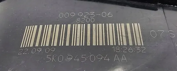 Luz trasera derecha original Volkswagen Golf VI image 2