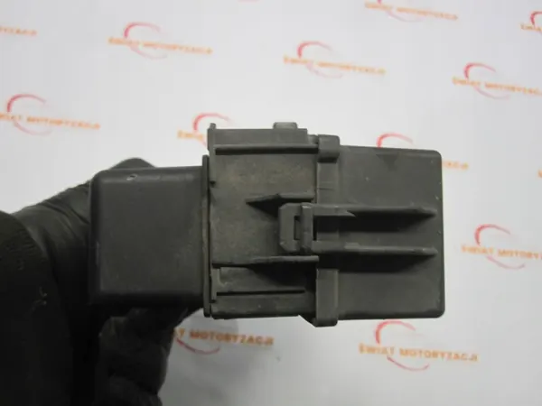Jeep Patriot 2.4 relälåda OEM P68058112AB image 6