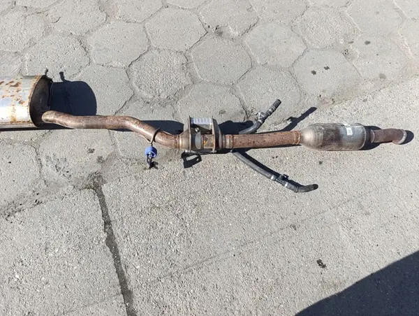 FORD MAVERICK MUFFLER 2021- image 5