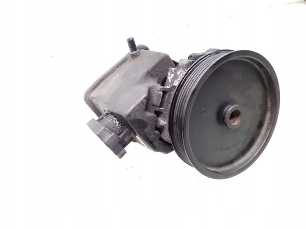 Pompe de direction assistée Mercedes-Benz A0044567001 image 2