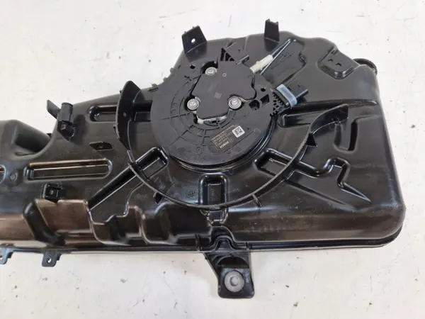 Land Rover AdBlue-tank OEM K8D2-5J228-A Begagnad image 5