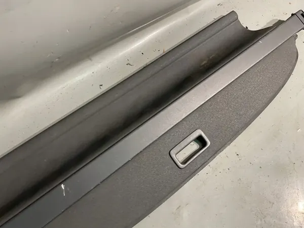 Volvo V50 Store Arrière Coffre OEM 39860407 image 3