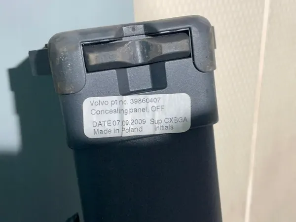 Volvo V50 Store Arrière Coffre OEM 39860407 image 6