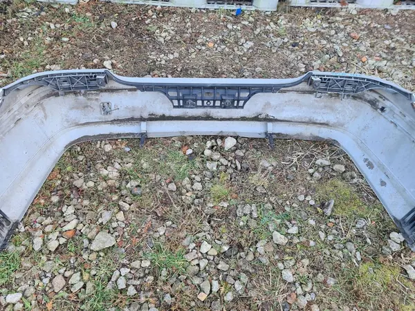 Parachoques Mercedes-Benz E W211 2004 image 10