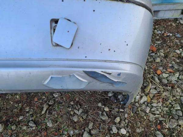 Parachoques Mercedes-Benz E W211 2004 image 3