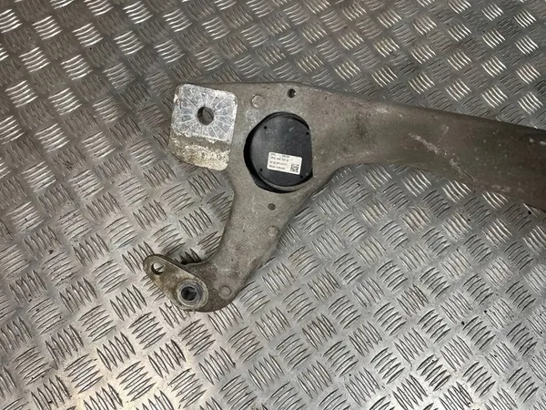 Porsche Cayenne (92A) 2011 Engine Mount Left image 4