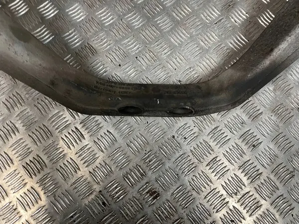 Porsche Cayenne (92A) 2011 Engine Mount Left image 8