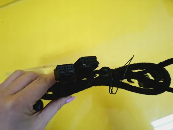 Vasen Takaluukun Kaapeli Audi A4 B6 image 5