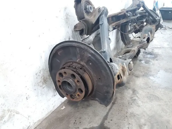 Molas traseiras Mercedes-Benz OEM 2043502400 image 3