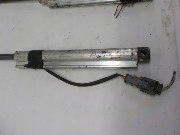 Bomba de tejadilho e linhas atuador Renault OE OEM 103829 image 4