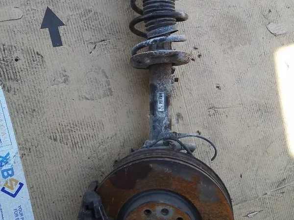 McPherson droit Volkswagen Passat B6 image 1