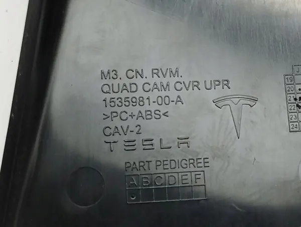 Couvercle rétroviseur intérieur Tesla Model 3 2022 OEM 153598100A image 3